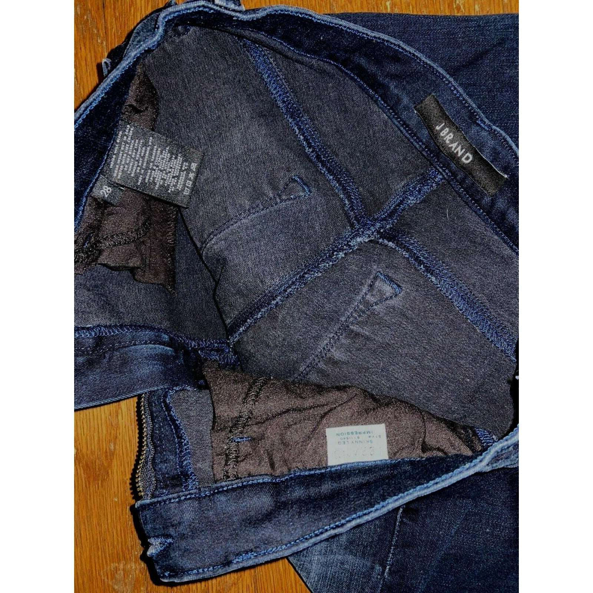 J BRAND Skinny Leg Mid Rise in Impression Dark Wash Stretch Jeans Size 28