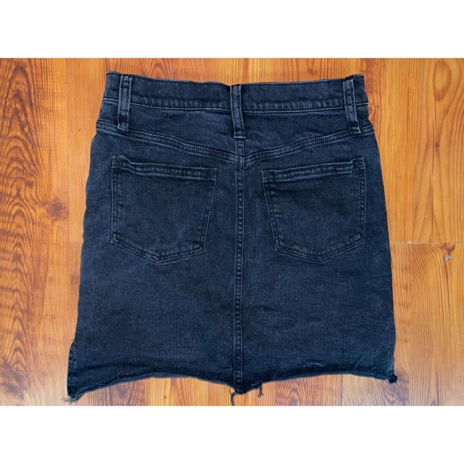 MADEWELL Size 26 Black Skirt Step Hem Fray Distressed Hem Black Denim Jean Skirt