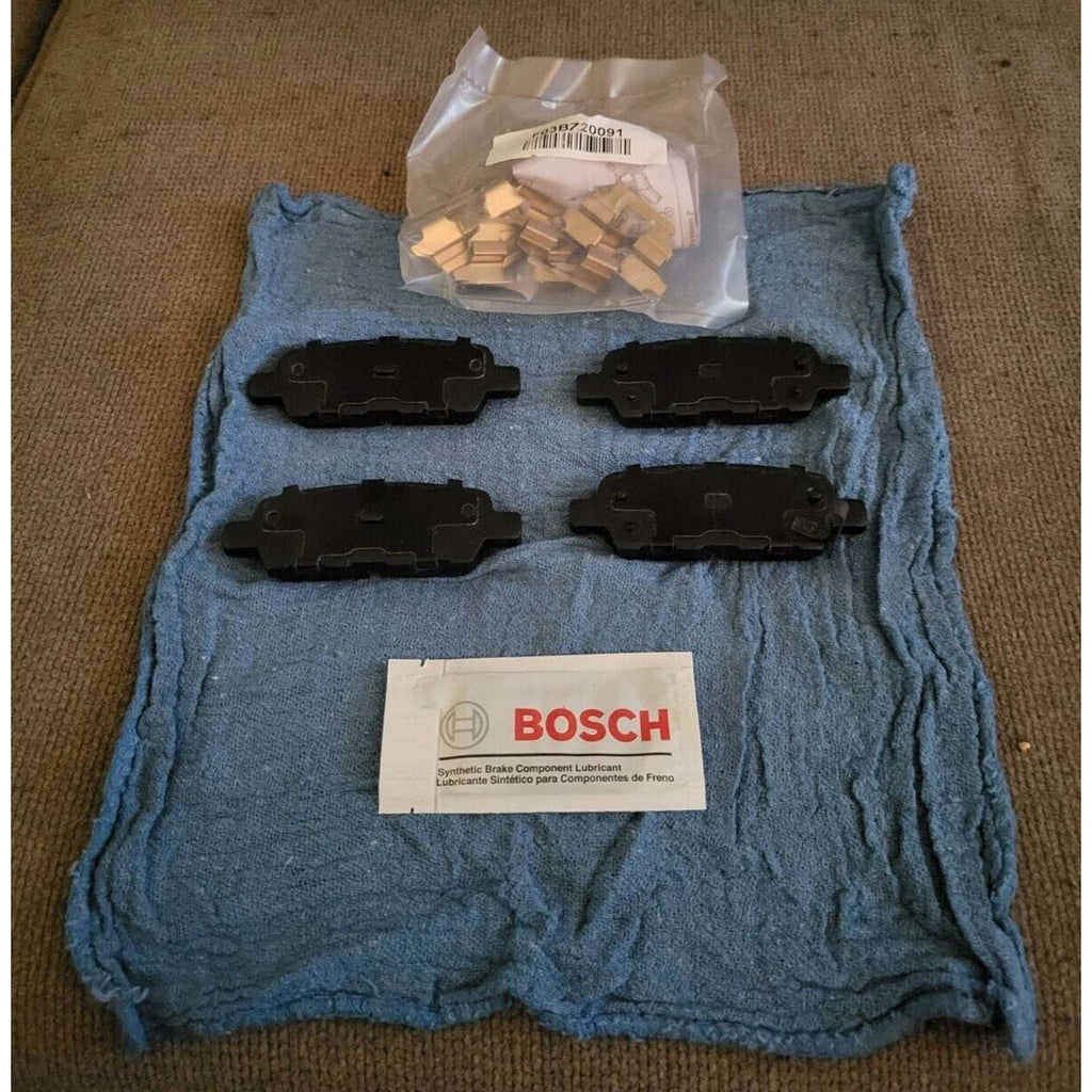 Bosch BE905H Rear Disc Brake Pads Left & Right Complete Set 7784-D905