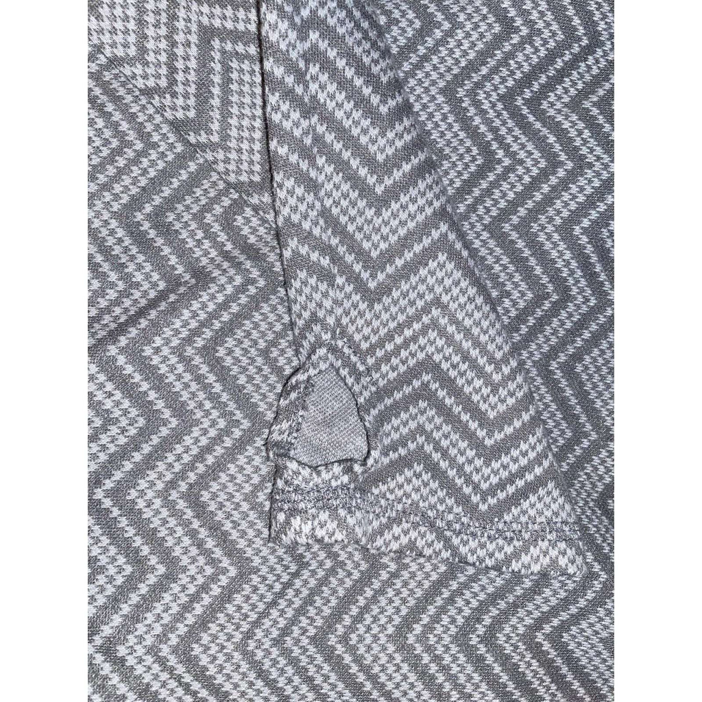 Eddie Bauer 1/2 Zip Gray Chevron Pullover with thumbholes Sz S (Small)