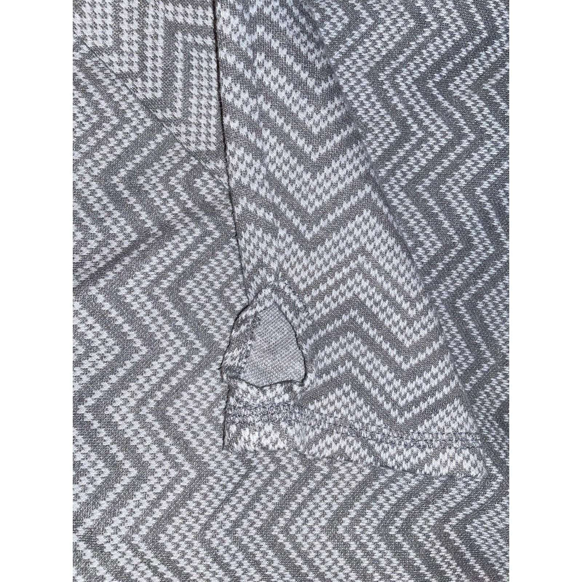 Eddie Bauer 1/2 Zip Gray Chevron Pullover with thumbholes Sz S (Small)