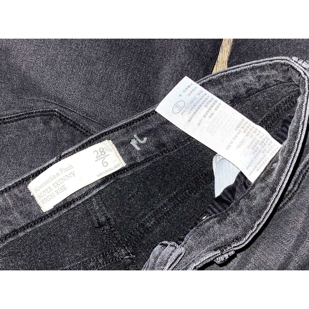 A&F Abercrombie Super Skinny High Rise Ripped Distressed Black Fade Jeans Size 6