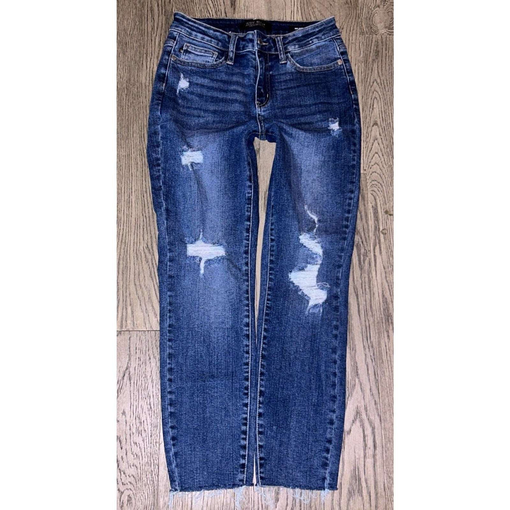 Judy Blue Relaxed Fit Skinny Leg Ripped Distressed Raw Fray Hem Jean Size 3 / 26