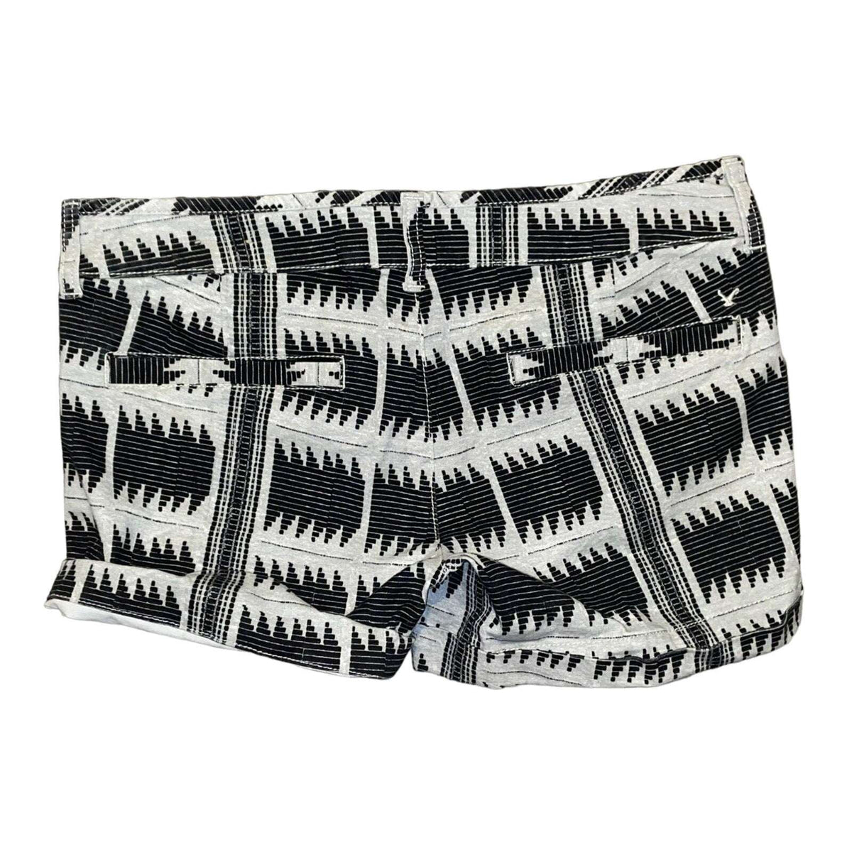 American Eagle Midi Aztec Black, Gray & White Stretch Chino Shorts Size 6