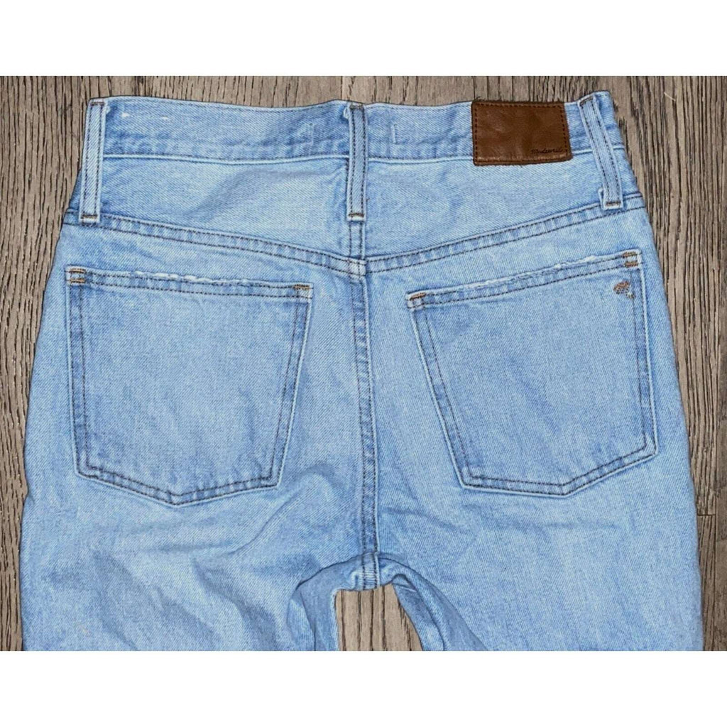 Madewell Classic Straight Leg Button Fly Distressed Jeans Size 25P in Hartsville