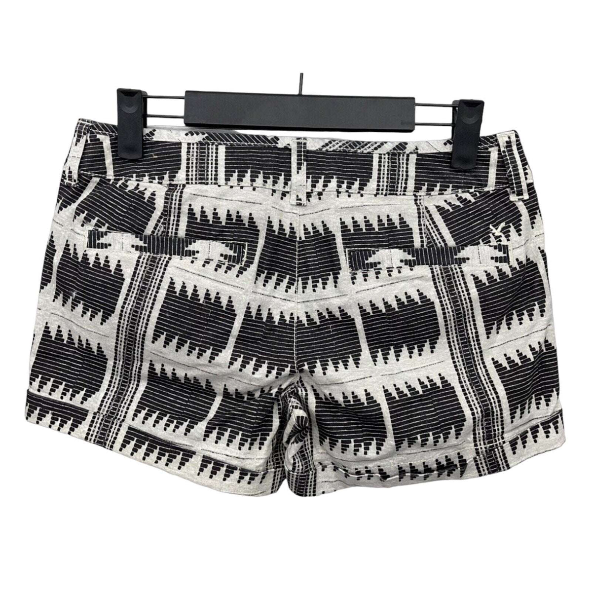 American Eagle Midi Aztec Black, Gray & White Stretch Chino Shorts Size 6