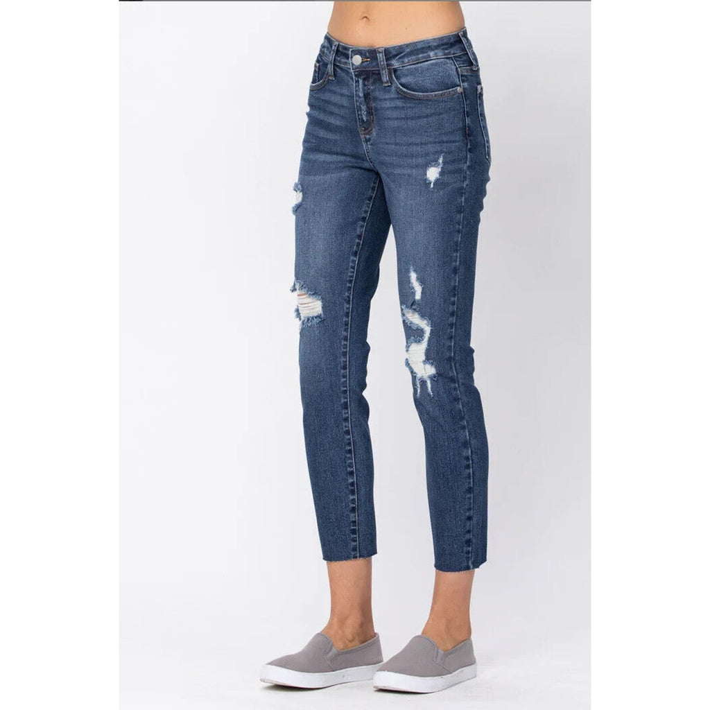 Judy Blue Relaxed Fit Skinny Leg Ripped Distressed Raw Fray Hem Jean Size 3 / 26